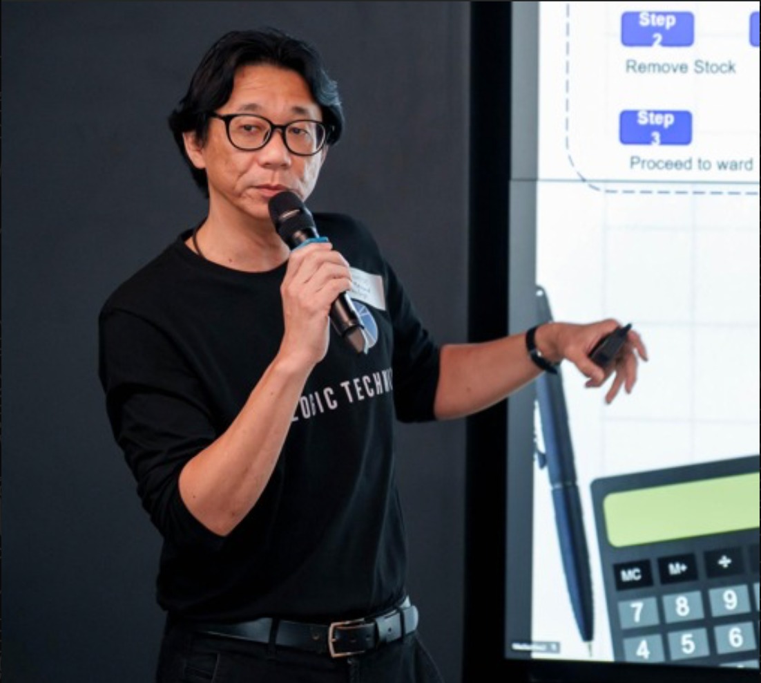 Biologic Technik presenting SIMs 2.0 at HealthX Startup Day 2024